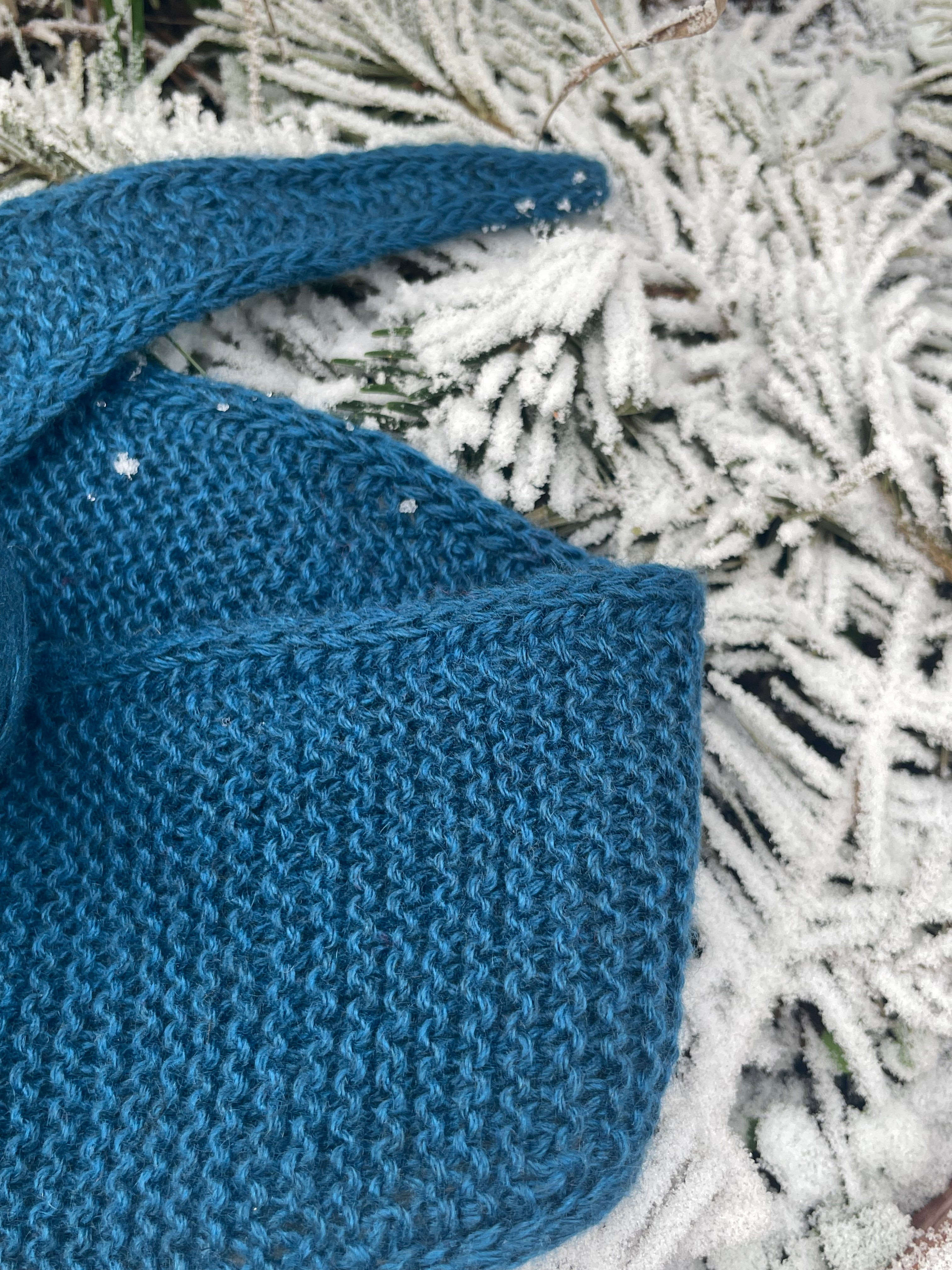 Kleine Version des Sophie Scarfs in Aqua aus Pamir SUPERIOR Kaschmir
