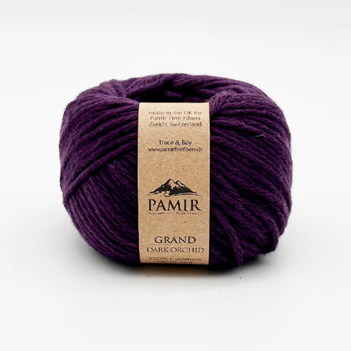 Cashmere GRAND Garn in der Farbe Dark Orchid, Vorderansicht