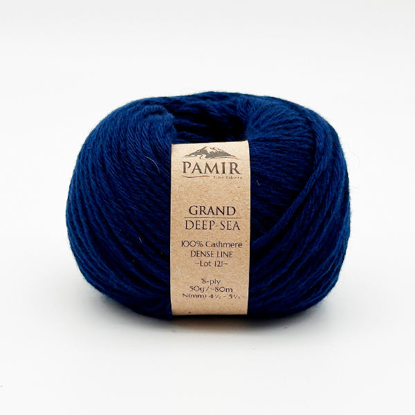 Cashmere GRAND Garn in der Farbe Deep Sea, Vorderansicht